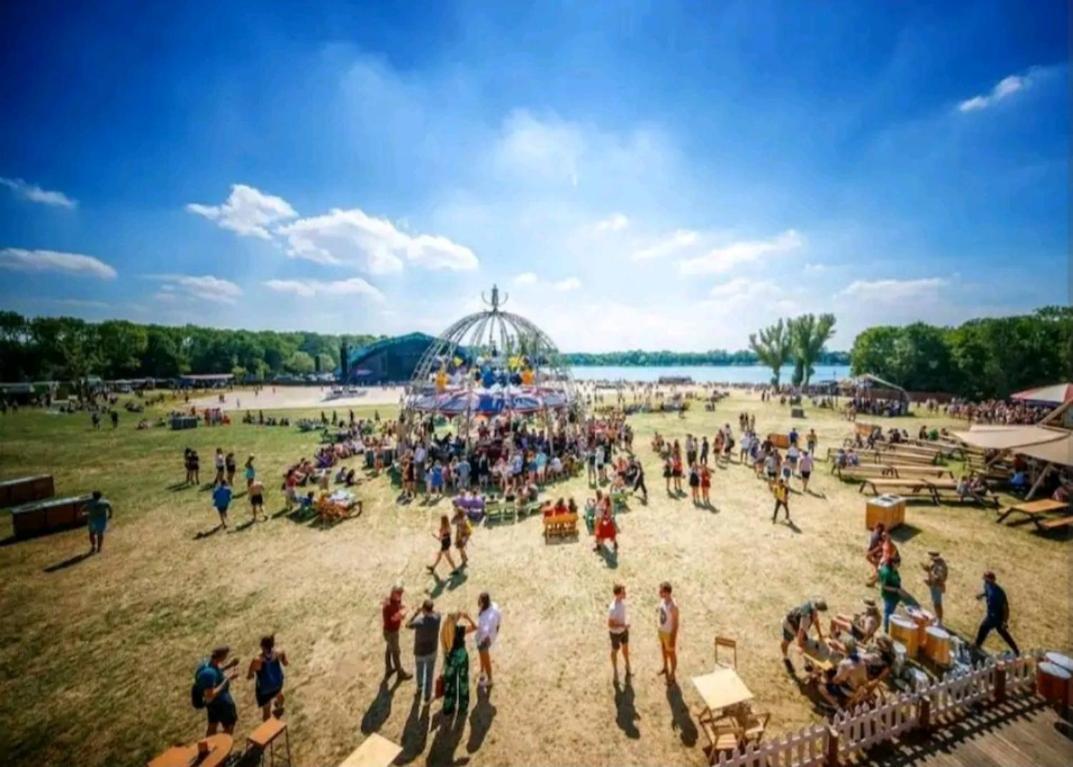 Bohemian Wellness Met Hottub & Sauna Ewijk Exteriér fotografie